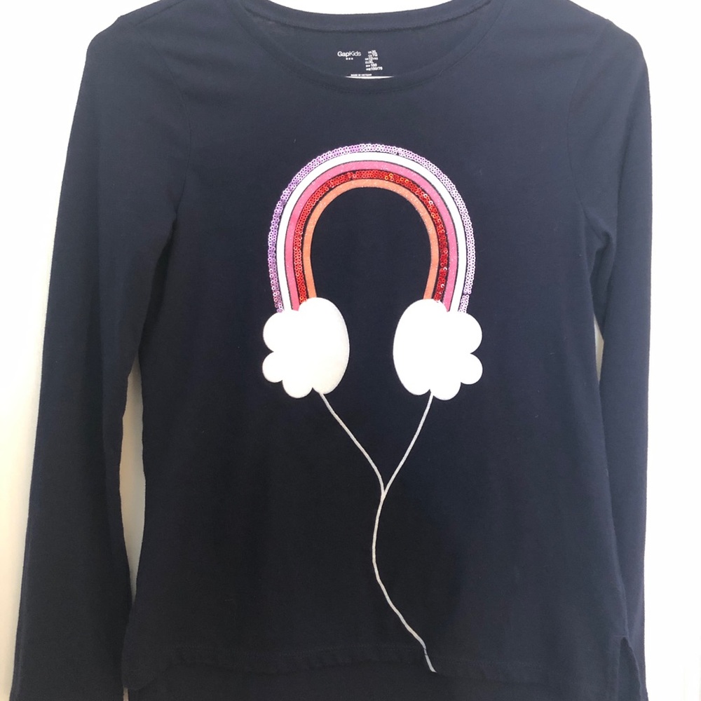 Adorable sparkly clouds w rainbow LS tee